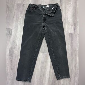 Vintage Levi's Women's Relaxed Fit Tapered Black Jeans